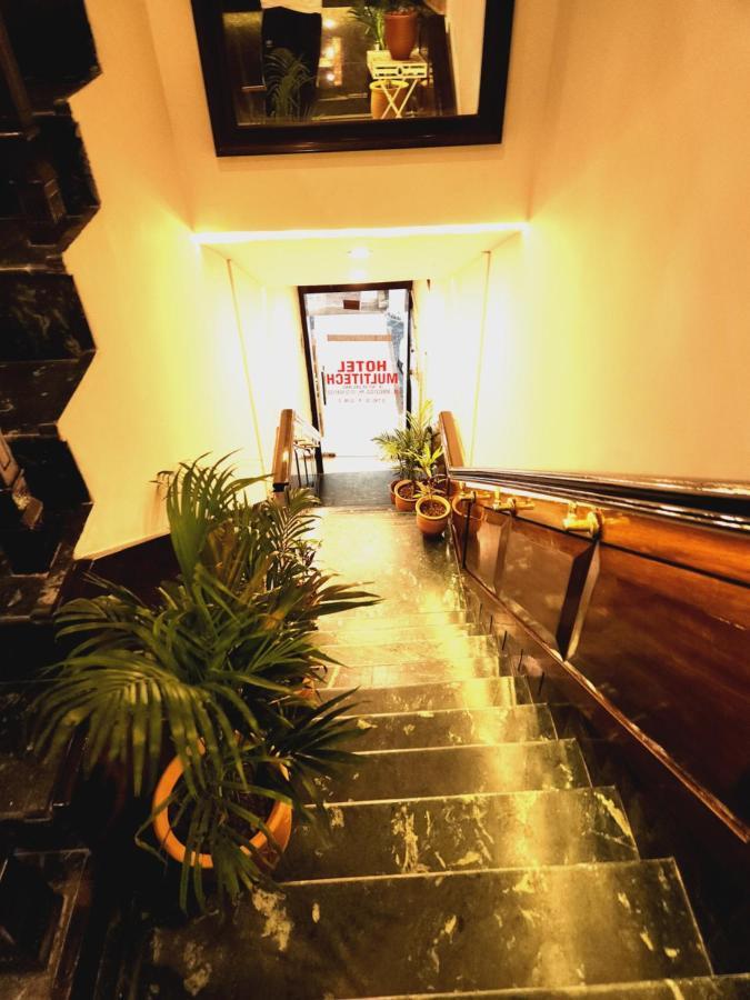 Hotel Multitech Premium Chandīgarh Zewnętrze zdjęcie